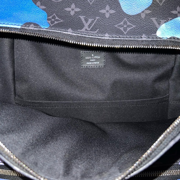 Louis Vuitton Discovery Backpack In Sunrise Monogram Eclipse - Picture 4 of 8